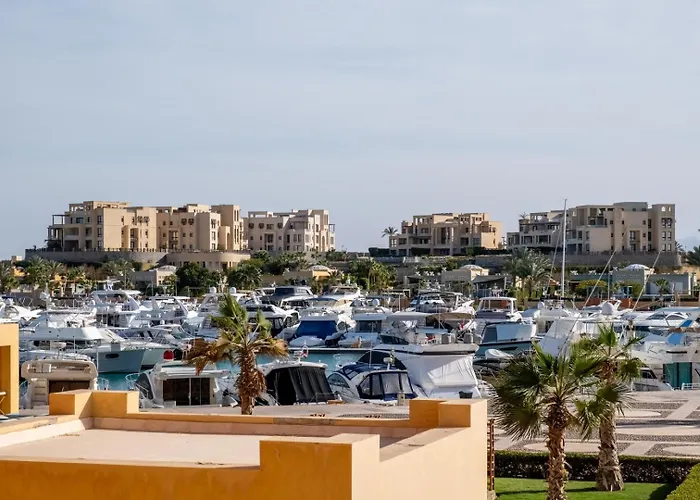 2br New Marina Bliss • Cozy Centered Hurgada